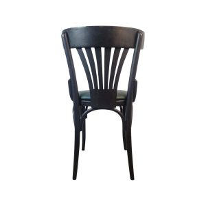 Super-Seat | Der schwarze Holzstuhl von Thonet | Schwarzes Holz, grüne Sitzfläche, elegantes Design mit Fächerrücken auf weißem Hintergrund. | Catering Möbel