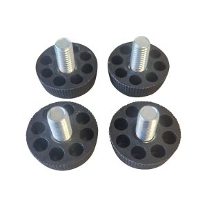 Super-Seat | Stellfüße für Tischgestelle | Schwarze Metallringe mit silbernem Finish, strukturierte Kanten und acht Löcher pro Stück. | Horecameubilair