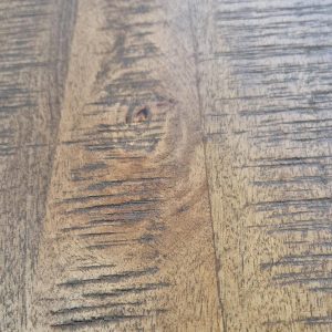 Super-Seat | Nahaufnahme einer Vintage Mango-Holz Tischplatte R'dam 70x70cm | Helles Mangoholz, schwacher Nerf, knöcheltief, kein Strepen, Vintage-Ausrüstung |. | Horecameubilair